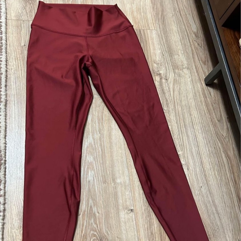 Alo Yoga large leggings